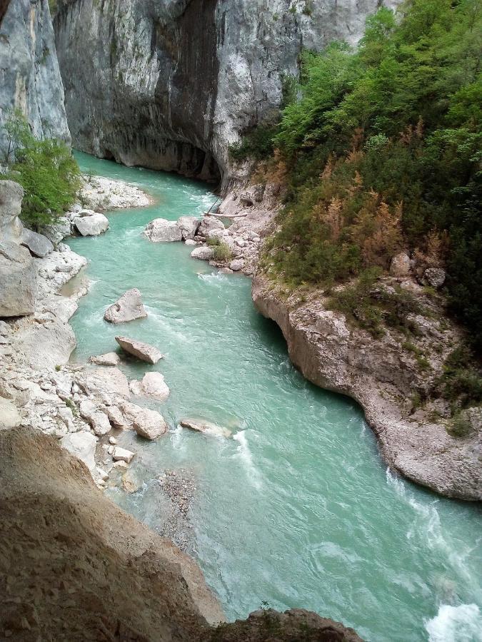 Campasun Camping De L'Aigle Aiguines Dış mekan fotoğraf